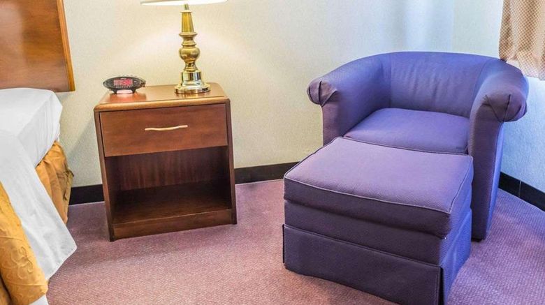 <b>Quality Inn Royle Room</b>. Images powered by <a href="https://iceportal.shijigroup.com/" title="IcePortal" target="_blank">IcePortal</a>.