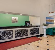 Quality Inn Lobby