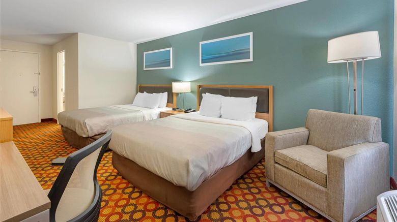 <b>Quality Inn Suite</b>. Images powered by <a href="https://iceportal.shijigroup.com/" title="IcePortal" target="_blank">IcePortal</a>.
