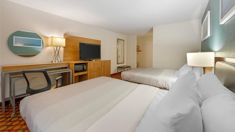 <b>Quality Inn Suite</b>. Images powered by <a href="https://iceportal.shijigroup.com/" title="IcePortal" target="_blank">IcePortal</a>.