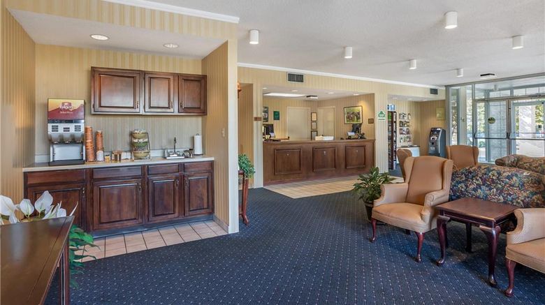<b>Quality Inn Gettysburg Battlefield Lobby</b>. Images powered by <a href="https://iceportal.shijigroup.com/" title="IcePortal" target="_blank">IcePortal</a>.