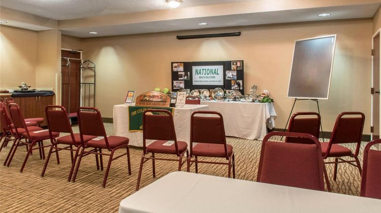 Comfort Suites Scranton Near Montage Mountain Meeting