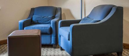 Quality Inn & Suites Lobby