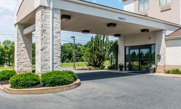 Sleep Inn & Suites