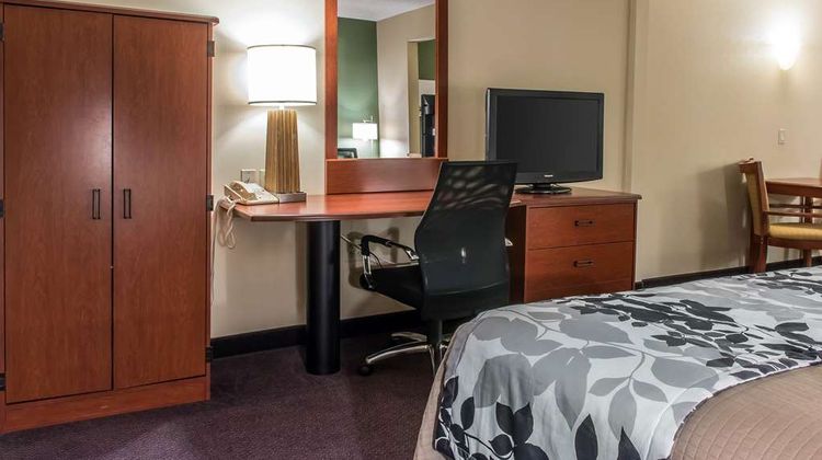 Sleep Inn & Suites Suite