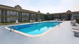 Quality Inn and Suites York East Pool
