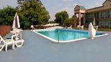 Quality Inn and Suites York East Pool