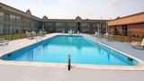 Quality Inn and Suites York East Pool