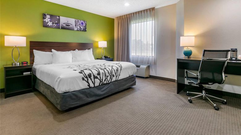 <b>Sleep Inn Suite</b>. Images powered by <a href="https://iceportal.shijigroup.com/" title="IcePortal" target="_blank">IcePortal</a>.