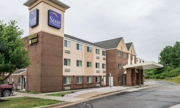MainStay Suites Pittsburgh Airport