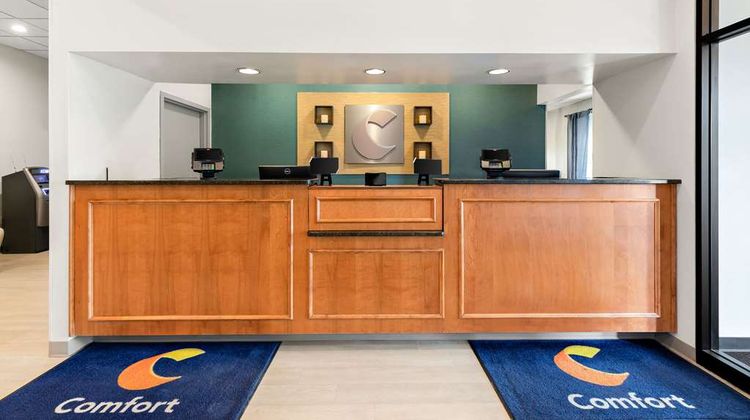 Comfort Inn Pocono Lakes Region Lobby