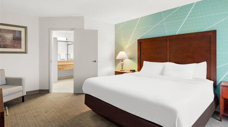 Comfort Inn Pocono Lakes Region Suite