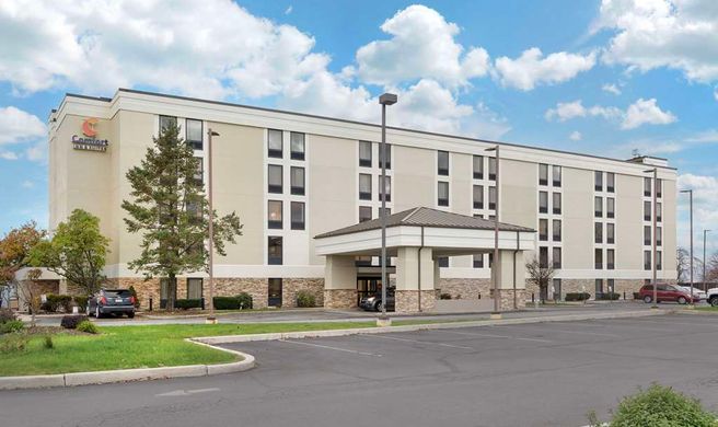 Comfort Inn & Suites Exterior