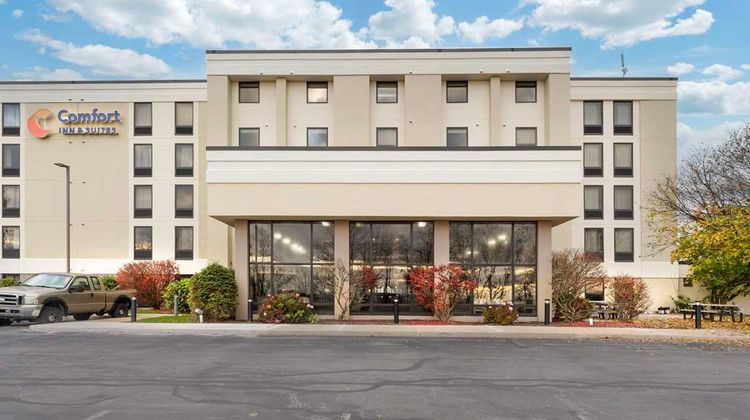 Comfort Inn & Suites Exterior