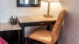Quality Inn & Suites North Room