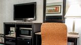 Quality Inn & Suites North Room