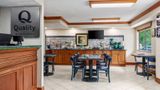 <b>Quality Inn & Suites North Lobby</b>. Images powered by <a href="https://iceportal.shijigroup.com/" title="IcePortal" target="_blank">IcePortal</a>.