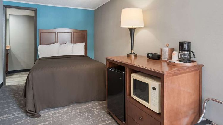 Rodeway Inn Carlisle North Room