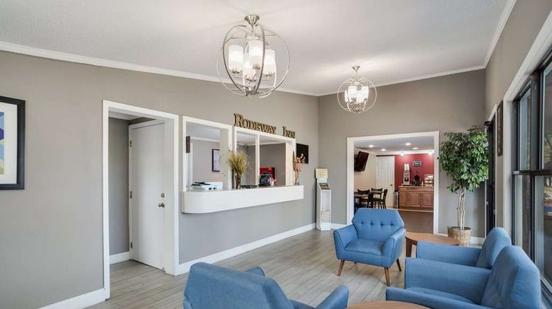 <b>Rodeway Inn Carlisle North Lobby</b>. Images powered by <a href="https://iceportal.shijigroup.com/" title="IcePortal" target="_blank">IcePortal</a>.