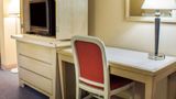 Econo Lodge Drums Room