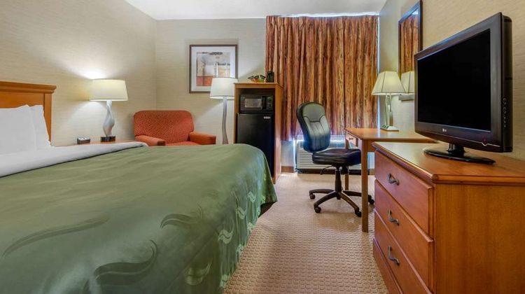 Quality Inn & Suites Room