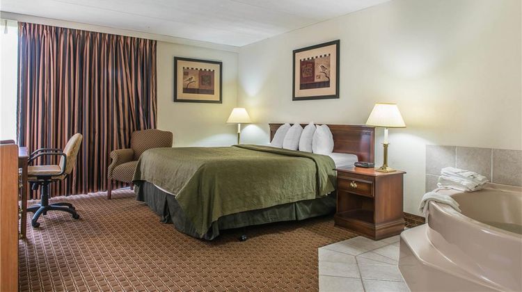 Rodeway Inn Suite