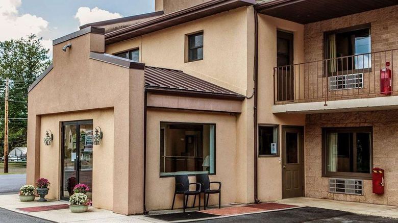 <b>Econo Lodge Exterior</b>. Images powered by <a href="https://iceportal.shijigroup.com/" title="IcePortal" target="_blank">IcePortal</a>.