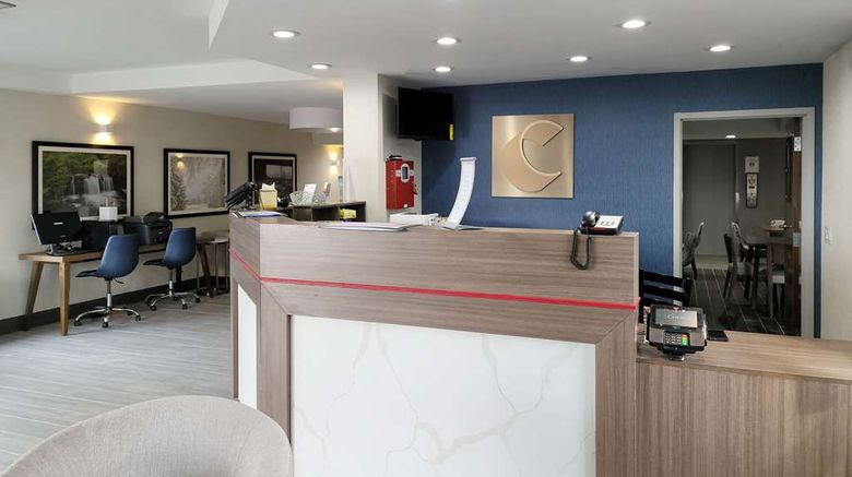 <b>Comfort Inn & Suites Wyomissing/Reading Lobby</b>. Images powered by <a href="https://iceportal.shijigroup.com/" title="IcePortal" target="_blank">IcePortal</a>.