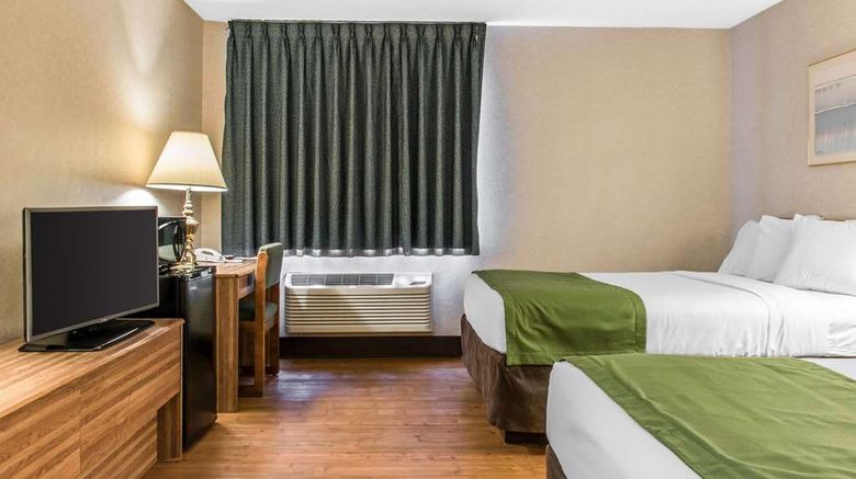 <b>Quality Inn Arena Room</b>. Images powered by <a href="https://iceportal.shijigroup.com/" title="IcePortal" target="_blank">IcePortal</a>.
