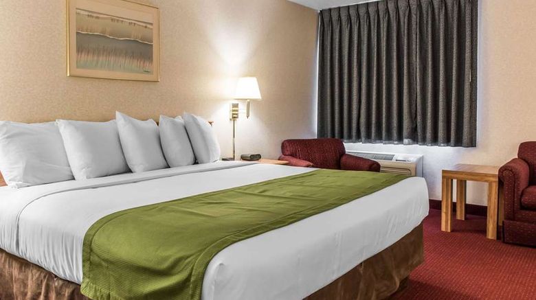 <b>Quality Inn Arena Suite</b>. Images powered by <a href="https://iceportal.shijigroup.com/" title="IcePortal" target="_blank">IcePortal</a>.