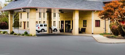 Econo Lodge Mifflintown Exterior