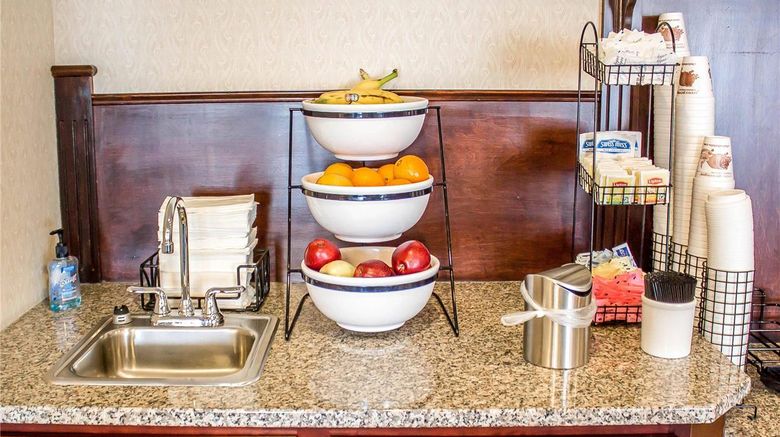 <b>Quality Inn Clarion Restaurant</b>. Images powered by <a href="https://iceportal.shijigroup.com/" title="IcePortal" target="_blank">IcePortal</a>.