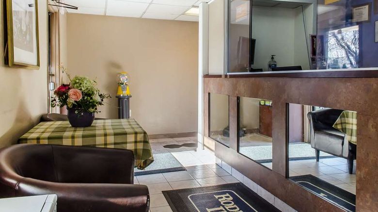 <b>Rodeway Inn, Allentown Lobby</b>. Images powered by <a href="https://iceportal.shijigroup.com/" title="IcePortal" target="_blank">IcePortal</a>.