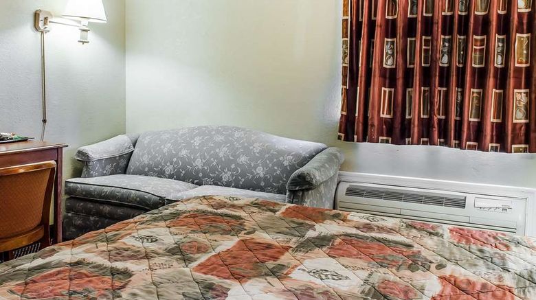 <b>Rodeway Inn, Allentown Room</b>. Images powered by <a href="https://iceportal.shijigroup.com/" title="IcePortal" target="_blank">IcePortal</a>.