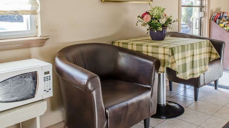 <b>Rodeway Inn, Allentown Restaurant</b>. Images powered by <a href="https://iceportal.shijigroup.com/" title="IcePortal" target="_blank">IcePortal</a>.