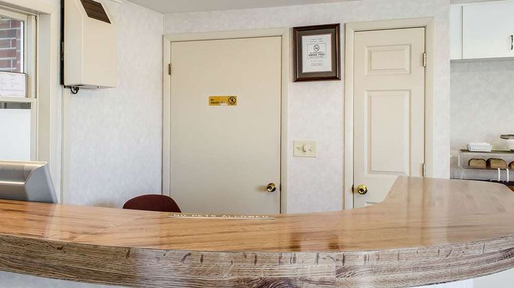 Rodeway Inn Lobby
