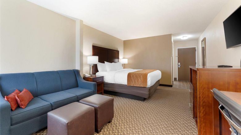 <b>Comfort Inn Ebensburg Room</b>. Images powered by <a href="https://iceportal.shijigroup.com/" title="IcePortal" target="_blank">IcePortal</a>.