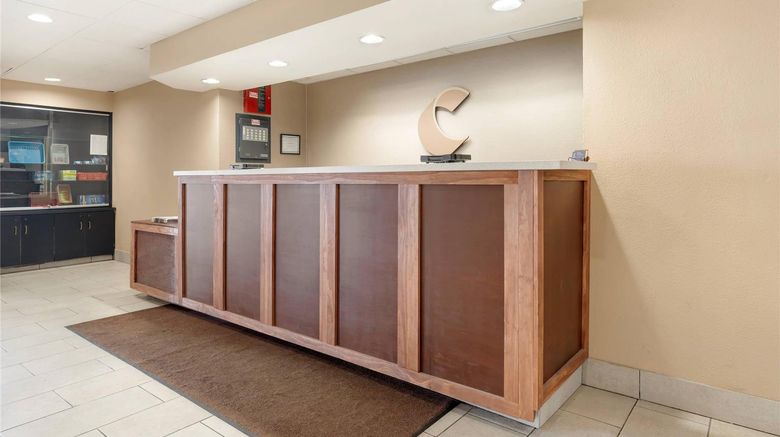 <b>Comfort Inn Ebensburg Lobby</b>. Images powered by <a href="https://iceportal.shijigroup.com/" title="IcePortal" target="_blank">IcePortal</a>.