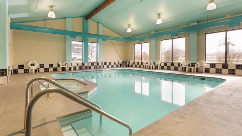 <b>Comfort Inn Ebensburg Pool</b>. Images powered by <a href="https://iceportal.shijigroup.com/" title="IcePortal" target="_blank">IcePortal</a>.