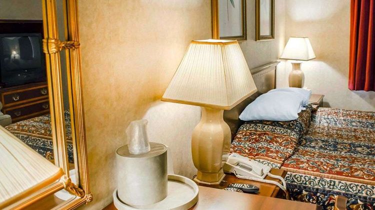 Rodeway Inn Dillsburg Room