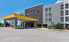 Comfort Inn and Suites York North