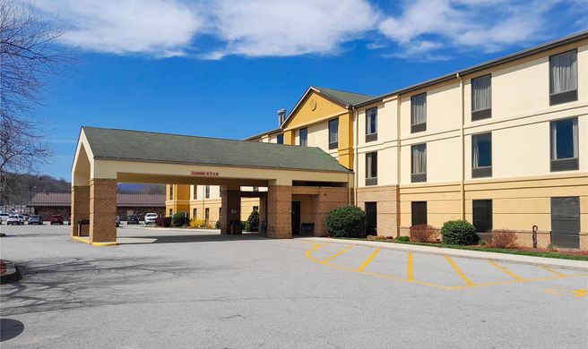 Comfort Inn Exterior