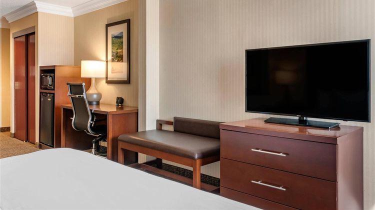 Comfort Suites Downtown Carlisle Room