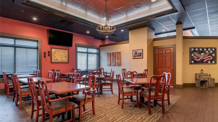 Comfort Suites Downtown Carlisle Restaurant