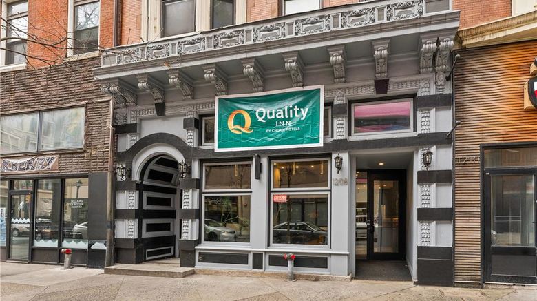 <b>Quality Inn Center City Exterior</b>. Images powered by <a href="https://iceportal.shijigroup.com/" title="IcePortal" target="_blank">IcePortal</a>.