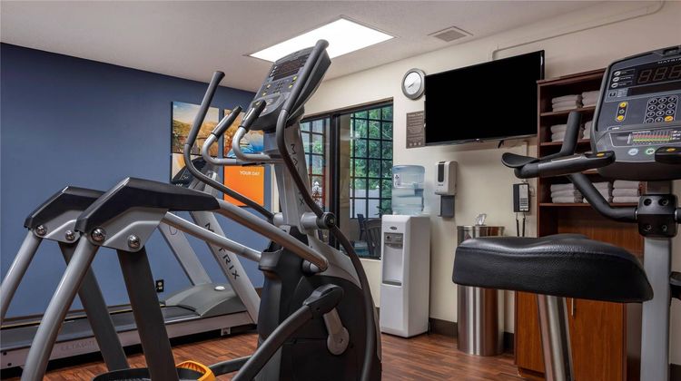 Comfort Suites State College Health