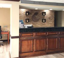 Comfort Inn & Suites Mount Pocono Lobby