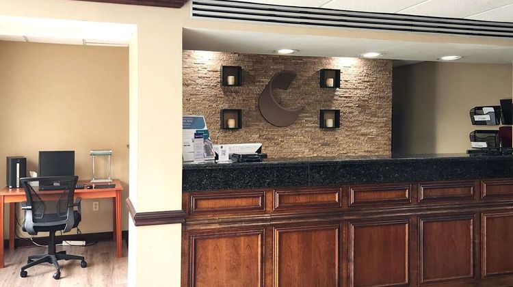 Comfort Inn & Suites Mount Pocono Lobby