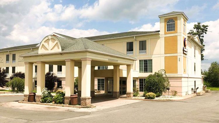 Comfort Inn & Suites Mount Pocono Exterior