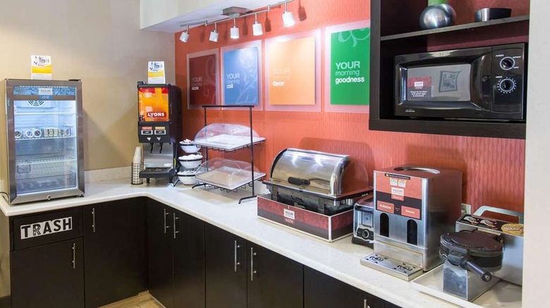 <b>Comfort Inn Pittsburgh Restaurant</b>. Images powered by <a href="https://iceportal.shijigroup.com/" title="IcePortal" target="_blank">IcePortal</a>.